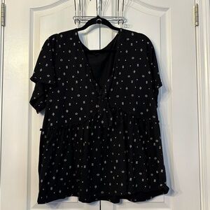 Torrid Womens Top, black and white miniprint, size Torrid 1